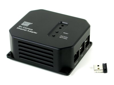 Adaptér USB/WiFi je zapojen do USB portu